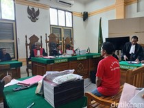 Pria yang Bunuh Anak Kepling Jalani Sidang Dakwaan di PN Medan