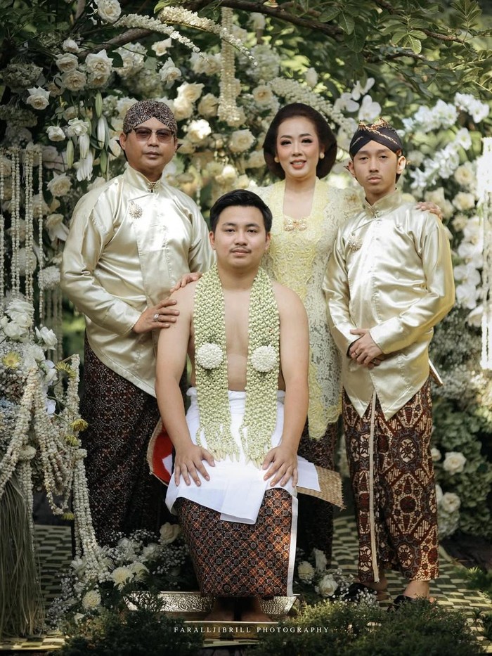 Putra sulung Soimah gelar prosesi siraman sebelum menikah, Kamis (7/5/2026).