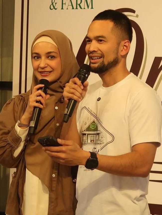 5 Artis Ini Nikahi Mantan Pasangan Teman
