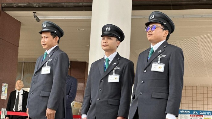Tiga WNI pengemudi bus Jepang (dok Kemlu)