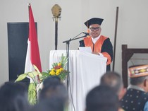 Uskup Labuan Bajo Dikukuhkan Jadi Guru Besar Unika Santu Paulus Ruteng