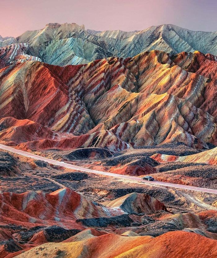 15 Foto yang Bikin Kamu Ngira Ini Planet Lain, Padahal Masih di Bumi