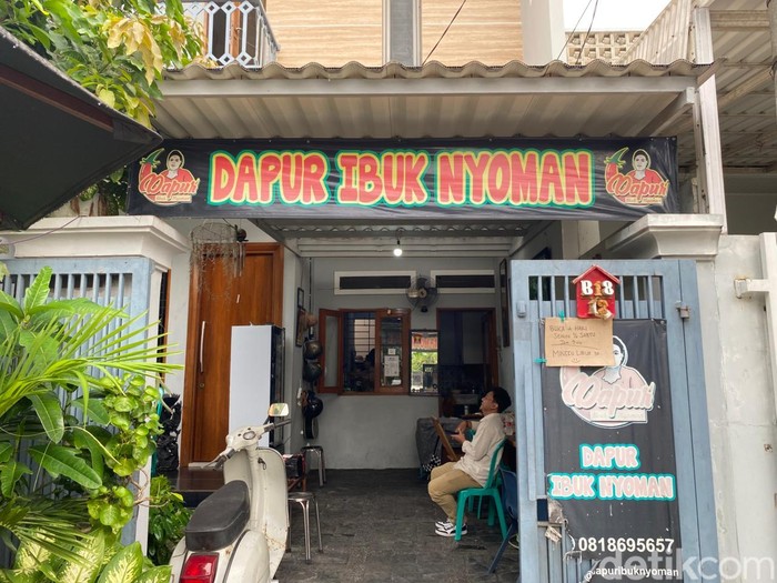 Dapur Ibuk Nyoman di area perumahan Tangerang Selatan