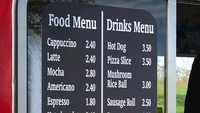 Deretan Menu Restoran Absurd Gegara Salah Desain dan Terjemahan