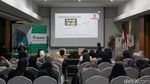 Edukasi Perawatan Bayi Prematur Peringati International Nursing Day