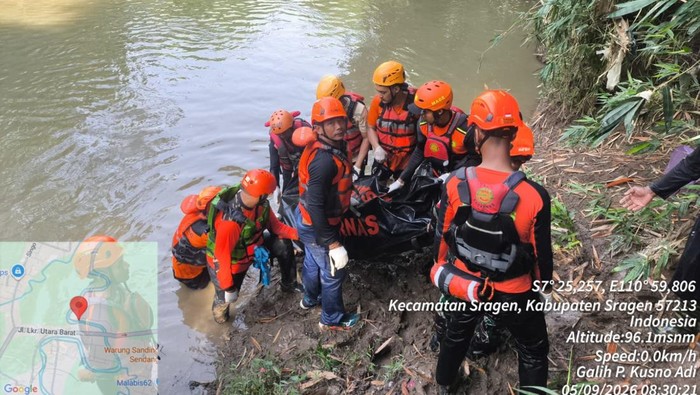 Evakuasi korban kecelakaan air di Desa Jambanan, Kecamatan Sidoharjo, Kabupaten Sragen, Sabtu (9/5/2026)