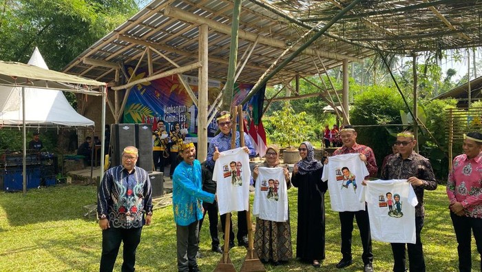 Festival Enggrang di Jember resmi dibuka