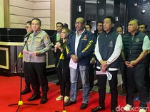 Tangkap Tangan WNA Pelaku Judol di Hayam Wuruk, Polri: Wujud Asta Cita