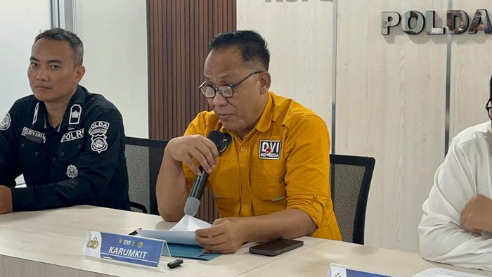 Karumkit RS Bhanyakara dr Budi Susanto saat menggelar jumpa pers terkait jenazah kecelakaan maut Bus ALS