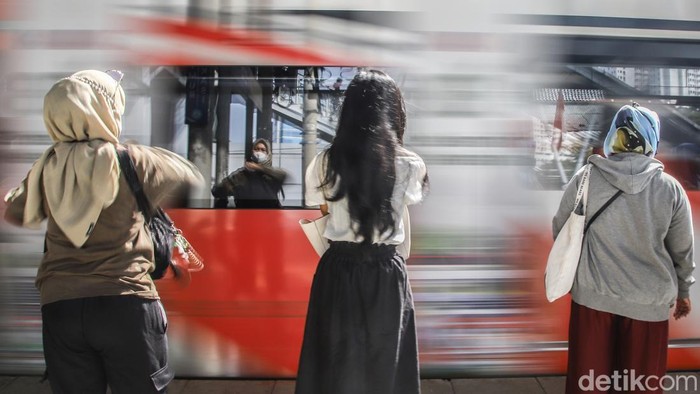 Kisah Perempuan Pekerja Ibu Kota