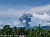 Gunung Dukono 2 Kali Meletus Pagi Ini, Tinggi Kolom Abu hingga 2.700 Meter