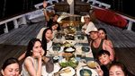 Kompak! Luna Maya dan Maxime Bouttier Makan Malam hingga Masak Bareng