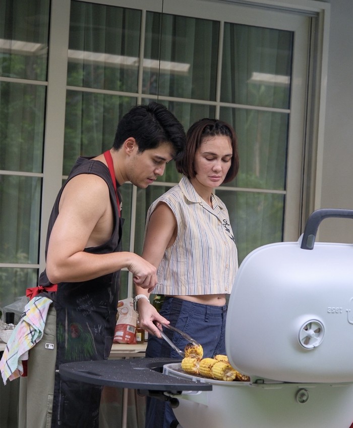 Kompak! Luna Maya dan Maxime Bouttier Makan Malam hingga Masak Bareng