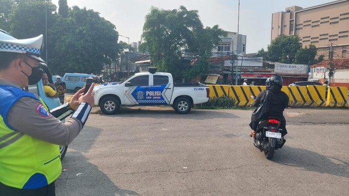 Korlantas Polri terus mengoptimalkan penerapan  ETLE Handheld di wilayah hukum Polda Metro Jaya.