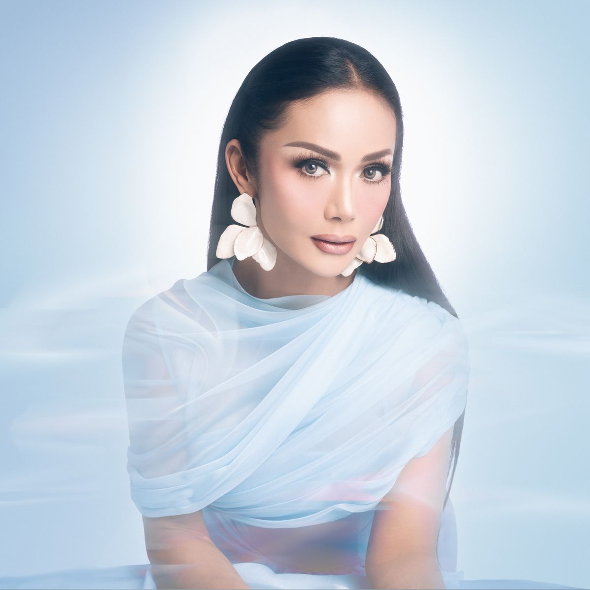 jenis bola tangkas Kris Dayanti Comeback dengan Lagu-lagu Cinta Lewat EP Terbaru