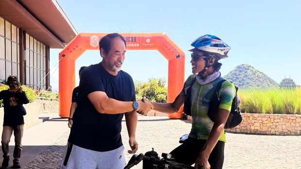Lintang Flores 2026 Selesai sudah ajang sepeda ultra Lintang Flores 2026. Pesepeda asal Malang Juney Hanafi tampil sebagai pemenang.