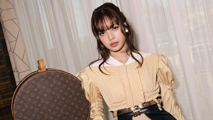 lisa blackpink