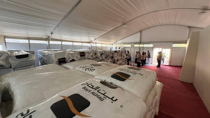 Tenda Haji di Armuzna Dipoles, Kini Ada Lantai Tebal dan Urinoir