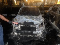 Ricuh Suporter Usai Laga Persipura Vs Adhyaksa FC, Sejumlah Kendaraan Dibakar