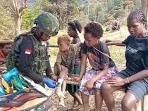Koops TNI Habema Serentak Beri Pelayanan Kesehatan di Pedalaman Papua