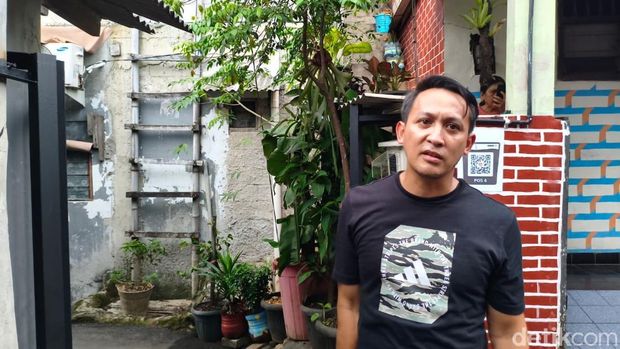 RT di Gandarian Jaksel bikin inovasi keamanan. Ketua RT-nya Iptu Imam Basori, perwira Baintalkam Polri