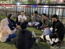 Uniknya Perkumpulan Orang Tak Saling Kenal Bermain-Lepas Penat di Semarang