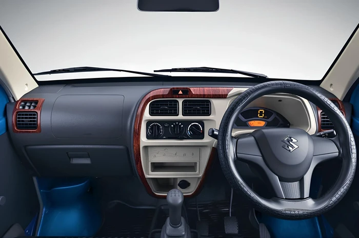 Wujud Mobil Murah Suzuki yang Harganya Cuma Rp 105 Jutaan