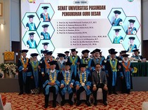 Unpas Kukuhkan 9 Guru Besar Sekaligus
