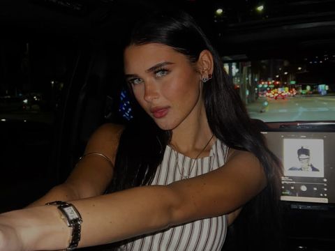 Aleksandra Vasilevna Mendoza atau yang dikenal di media sosial dengan nama Alorah Ziva