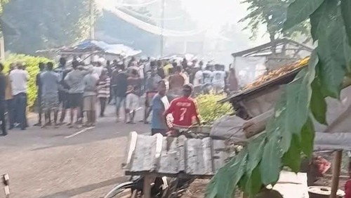Bentrokan antardesa kembali pecah di Adonara Timur, Kabupaten Flores Timur, Nusa Tenggara Timur (NTT), Sabtu (9/5/2026). (Istimewa)