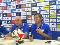 Sempat Tertinggal, Bojan Hodak Senang Persib Curi 3 Poin dari Persija