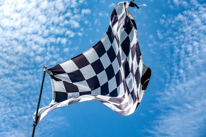 Ilustrasi Bendera Start Balapan Moto3. Starting grid Moto3 Prancis 2026.
