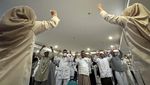 Jamaah Haji Indonesia Jaga Stamina dengan Senam di Makkah