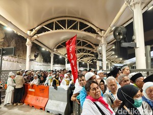 Terminal Ajyad Mulai Padat, Bus Shalawat Ditambah Bertahap
