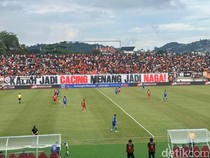 Adam Alis Brace, Persib Balik Unggul atas Persija di Babak Pertama