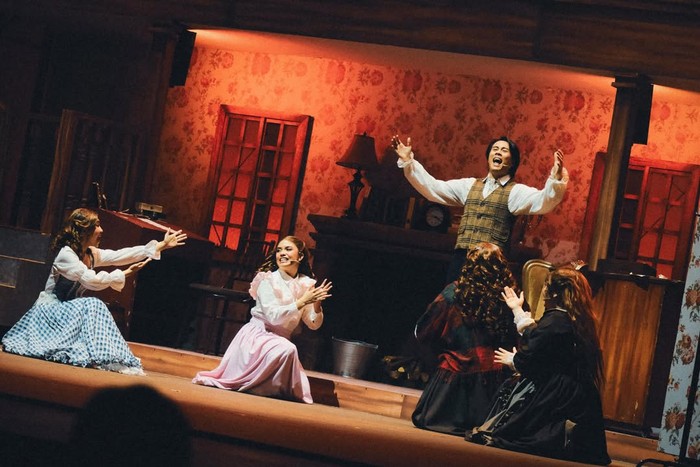 Penampilan para bintang Little Women The Broadway Musikal di Graha Bhakti Budaya, TIM, Jakarta Pusat.
