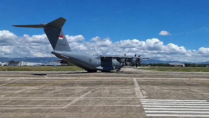 Mobil Maung MV3 Garuda Limousine diterbangkan ke Filipina menggunakan pesawat Airbus A400M milik TNI Angkatan Udara (AU). (dok Biro Pers Istana)