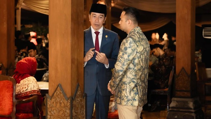 Raffi Ahmad Ngobrol 4 Mata dengan Jokowi