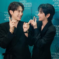 Ia hadir bersama lawan mainnya, Im Siwan untuk membacakan nominasi Popularity Award. Foto: dok. Instagram @_seorina