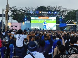 Euforia Bobotoh Pecah di The Park Jabar Usai Persib Tundukkan Persija 2-1