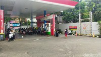 Kebijakan perubahan status itu disebut sebagai bagian dari peningkatan layanan SPBU. Selain menghadirkan fasilitas yang lebih modern, SPBU Signature juga difokuskan pada pelayanan premium dengan standar operasional dan kenyamanan yang ditingkatkan bagi konsumen.  