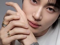 Byeon Woo Seok Jadi BA BVLGARI, Pakai Jam Tangan Super Tipis Rp 361 Juta