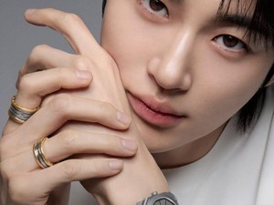 Byeon Woo Seok Jadi BA BVLGARI, Pakai Jam Tangan Super Tipis Rp 361 Juta