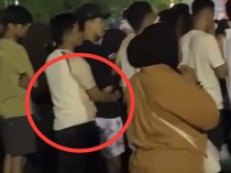 Pria Pelukan Sesama Jenis Saat Konser di Lapangan Andi Makkasau Parepare