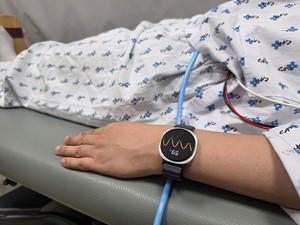 Samsung Klaim Galaxy Watch Bisa Deteksi Tanda Mau Pingsan
