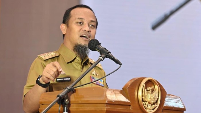 Gubernur Sulsel Andi Sudirman Sulaiman.