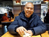 Potret Chef Henry Alexie Bloem, Anak dari Pencipta Nasi Jinggo di Bali