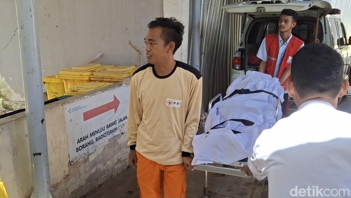 Jenazah korban lakalantas di Jalan Kapten A Rivai