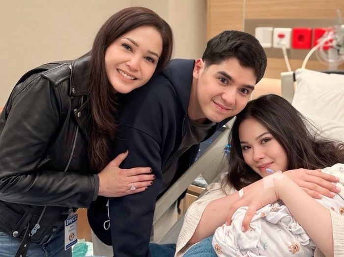 Maia Estianty derita dampingi Alyssa melahirkan.
