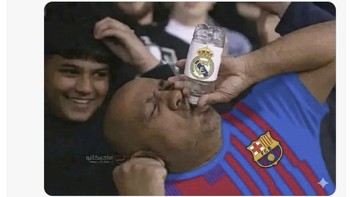 Meme ini menggambarkan fans Barcelona “meneguk penderitaan” Real Madrid usai Blaugrana resmi mengunci gelar La Liga 2025/2026. Foto: X.com